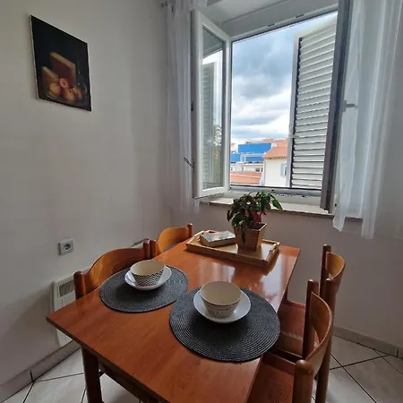 Apartma * Koper